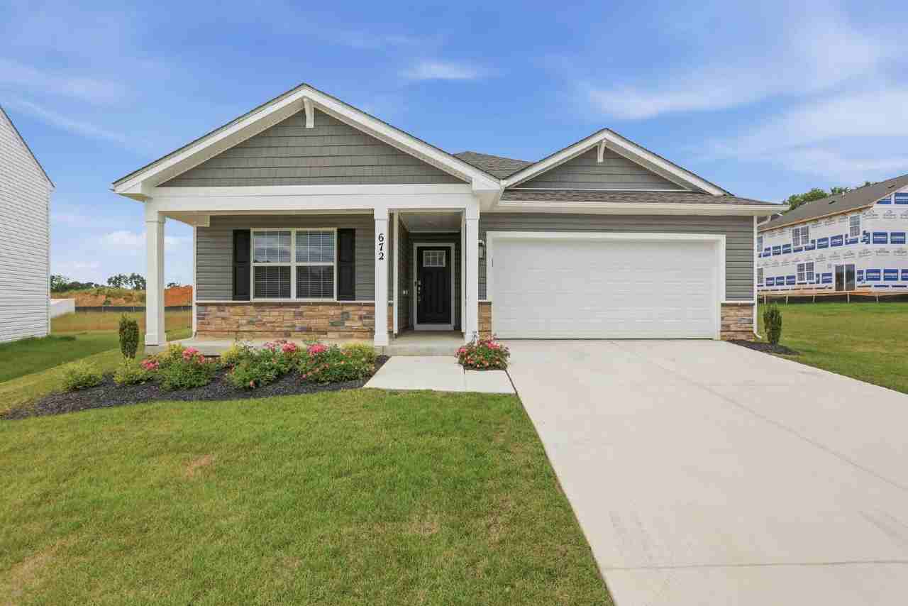 672 Armstrong Ave - Photo 3 of 37