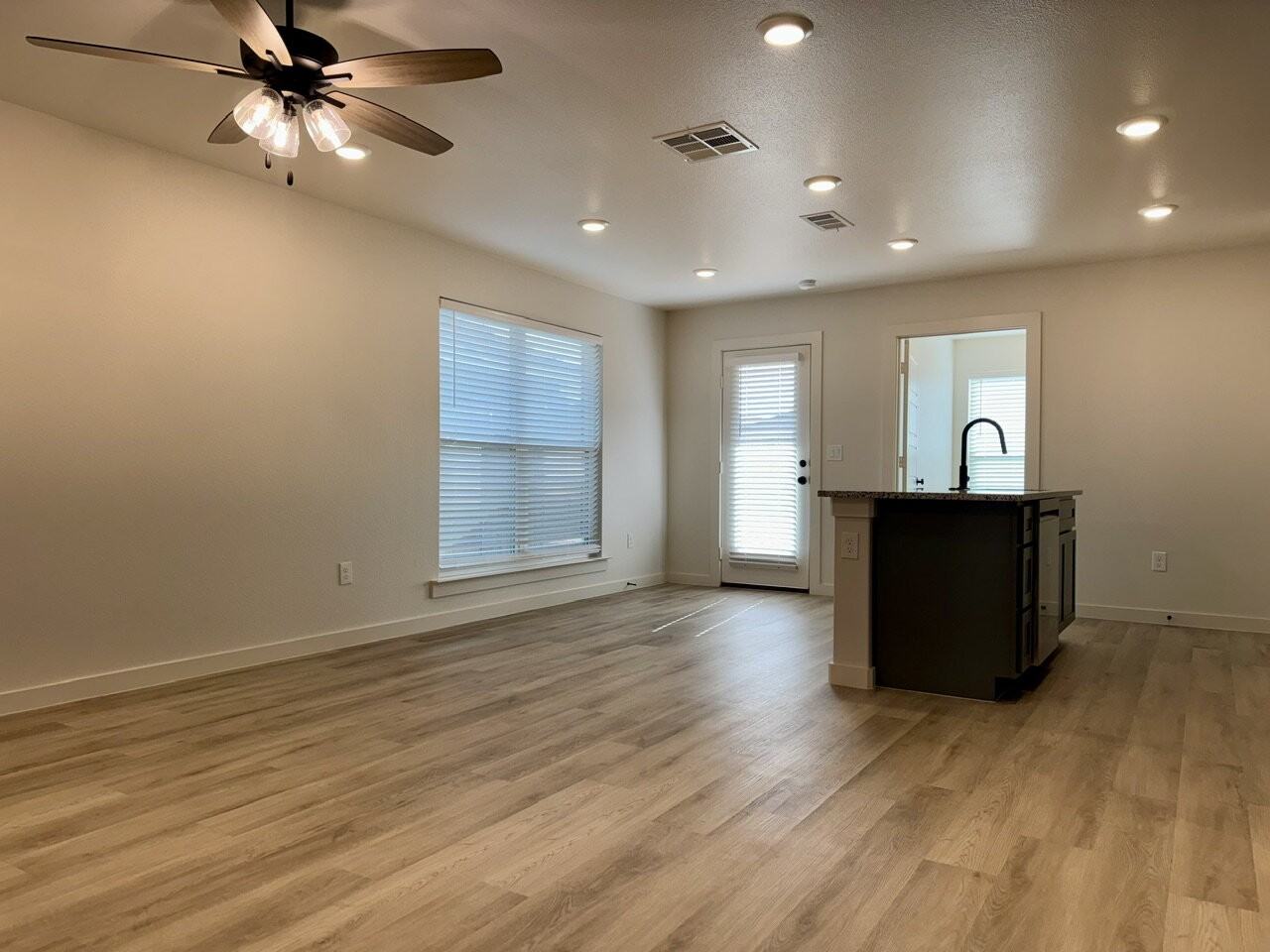 Fremont Ave - Photo 2 of 19