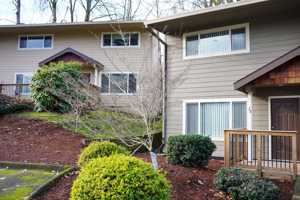 featured image of 3595 Cedaroak Dr #20