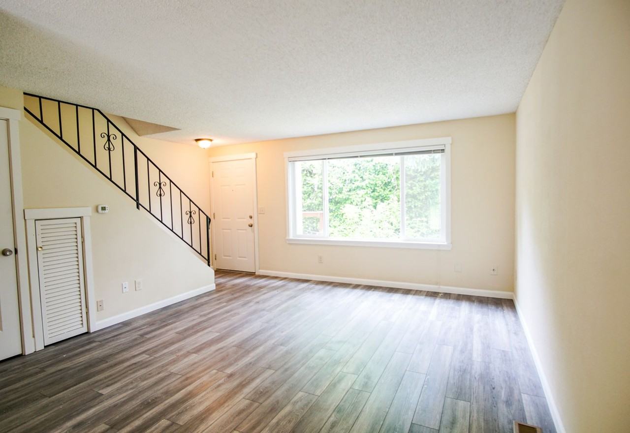 3595 Cedaroak Dr #20 - Photo 2 of 21