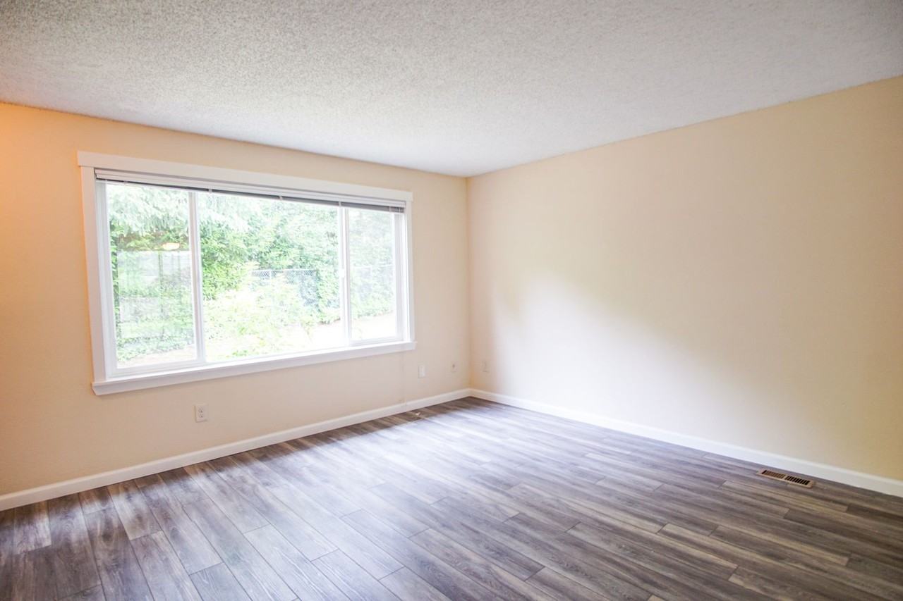 3595 Cedaroak Dr #20 - Photo 3 of 21
