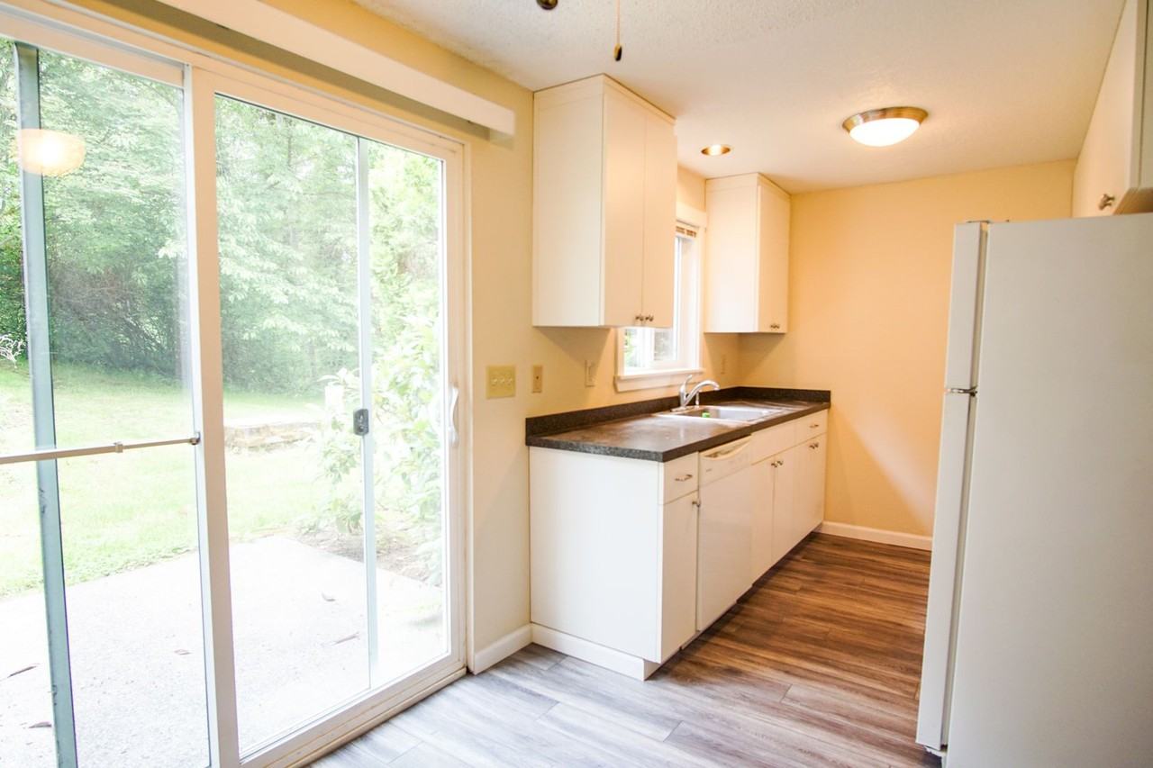 3595 Cedaroak Dr #20 - Photo 6 of 21