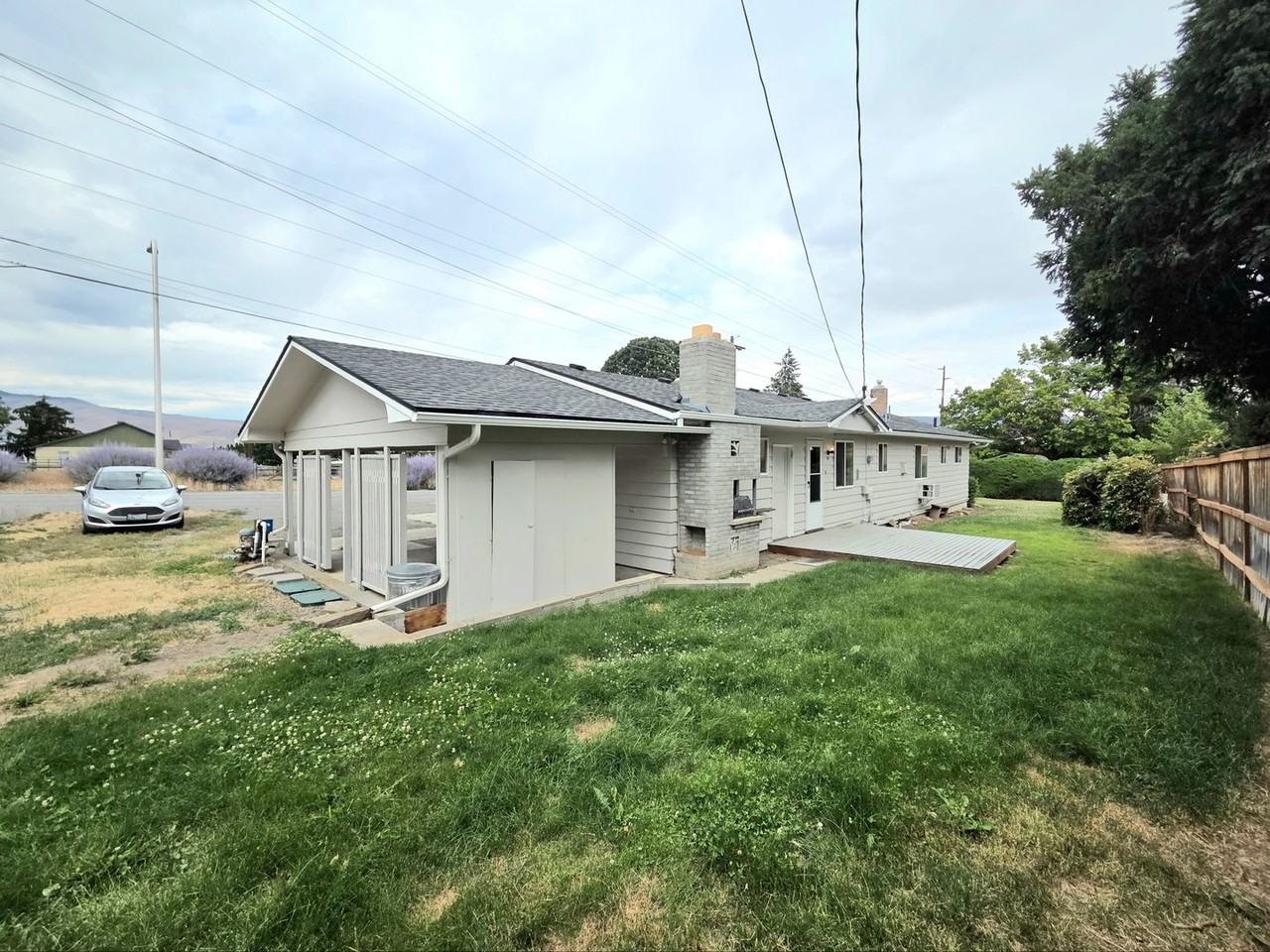 1903 5th St - Photo 7 of 44