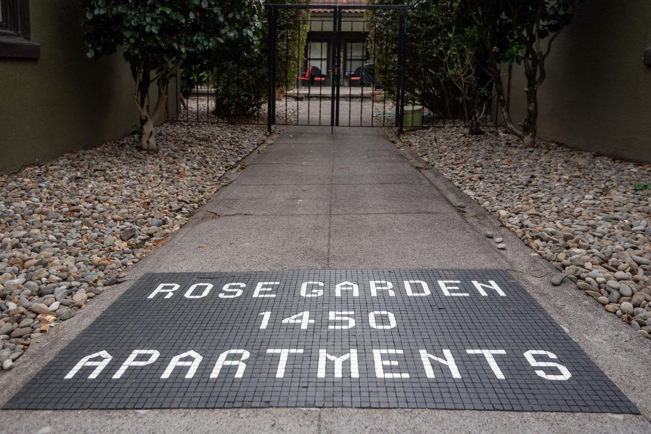 Rose Garden Apartments - Photo 3 of 4