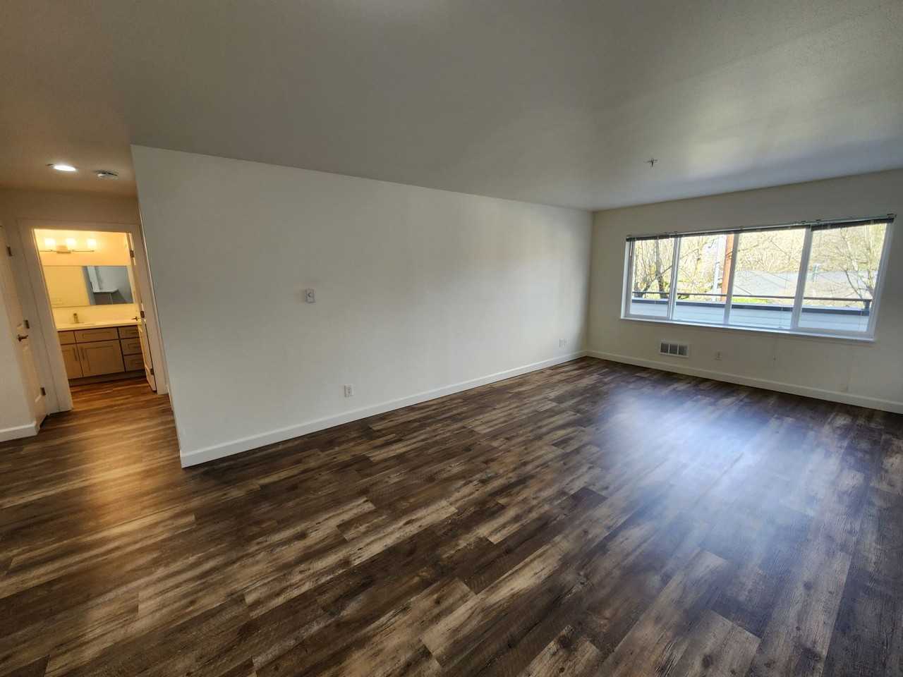 Issaquah Valley Place - Photo 5 of 13