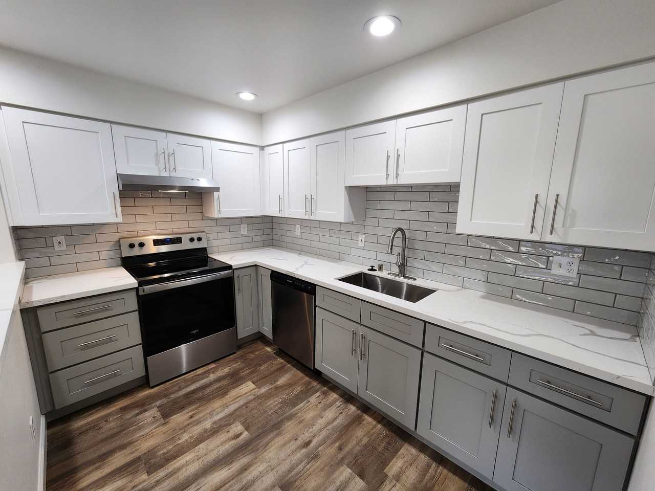 Issaquah Valley Place - Photo 7 of 13