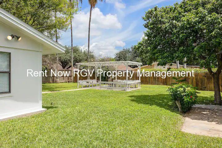 312 Xanthisma Ave #NA - Photo 4 of 16