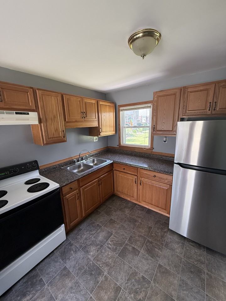 378 Waldon Rd #NA - Photo 3 of 15