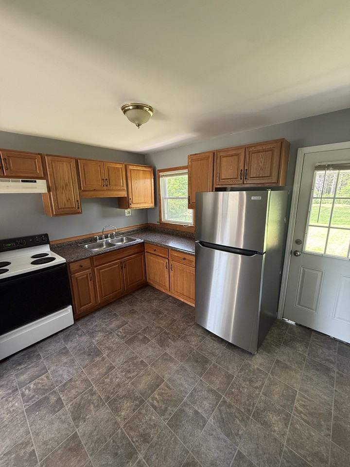378 Waldon Rd #NA - Photo 4 of 15