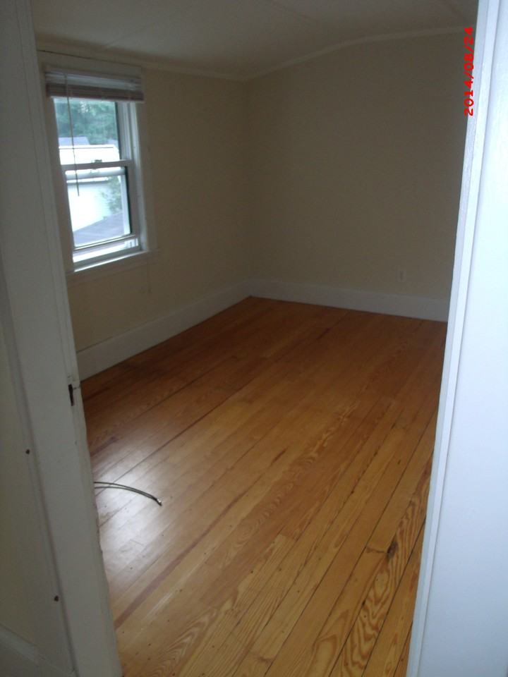 Roosevelt Ave #2 - Photo 2 of 8