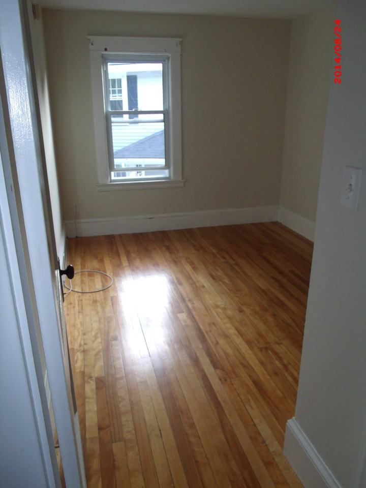 Roosevelt Ave #2 - Photo 2 of 9