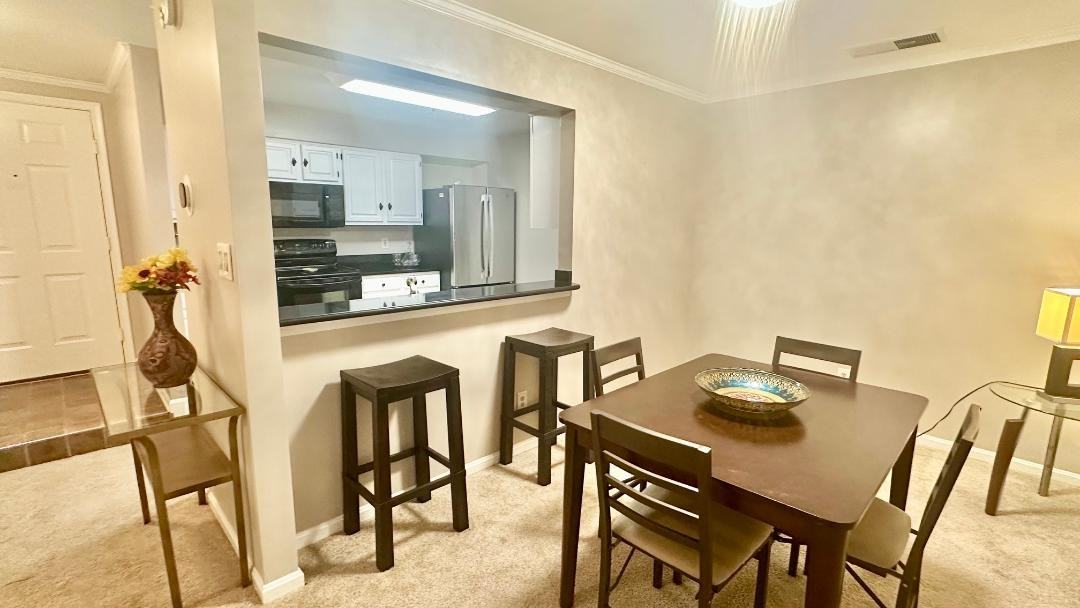 244 S Reynolds St #306 - Photo 5 of 27