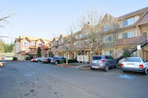 featured image of 123 Ne 172nd Ave