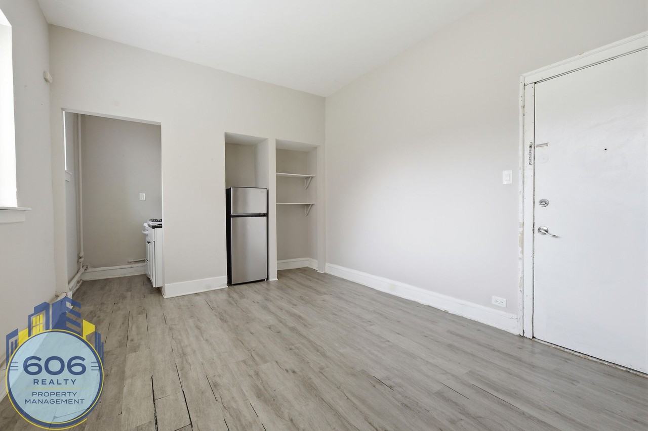 Ashland Pointe Apartments - Photo 5 of 16
