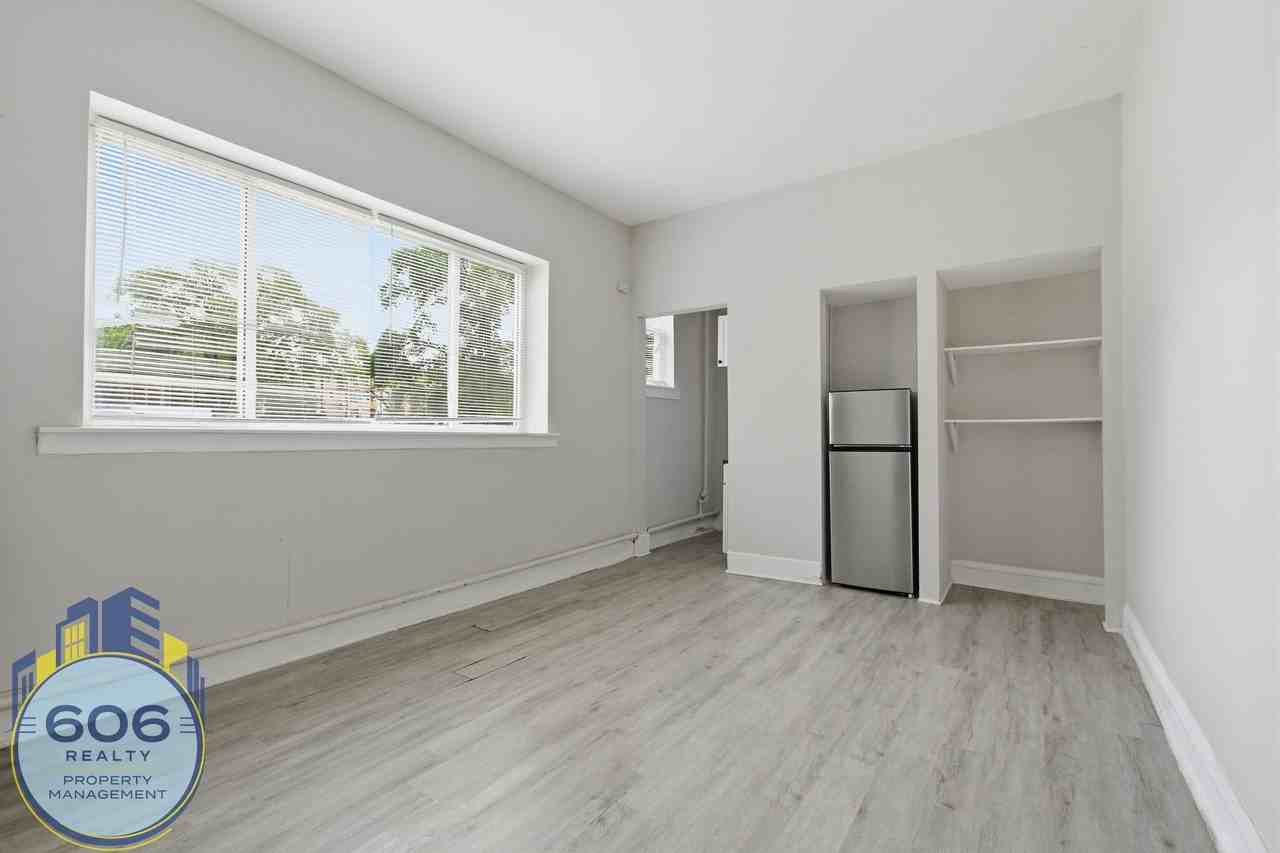 Ashland Pointe Apartments - Photo 6 of 16