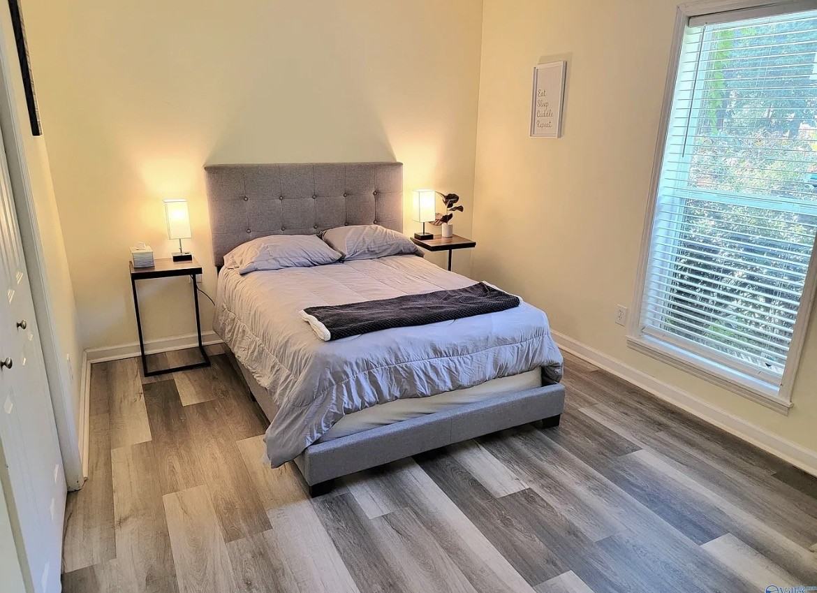 3613 White Oak Way Sw #NA - Photo 4 of 7