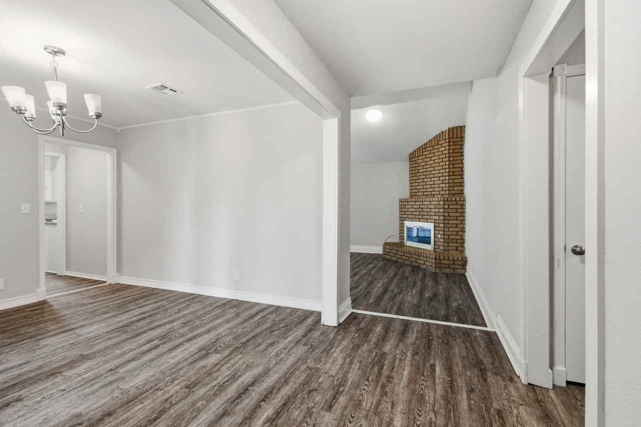 8607 E 78th Pl - Photo 2 of 22