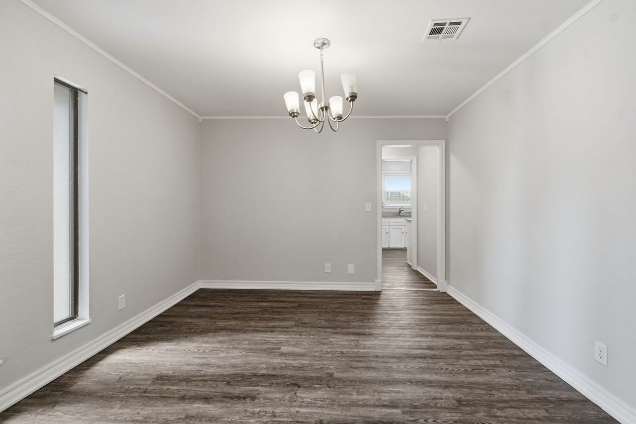 8607 E 78th Pl - Photo 3 of 22
