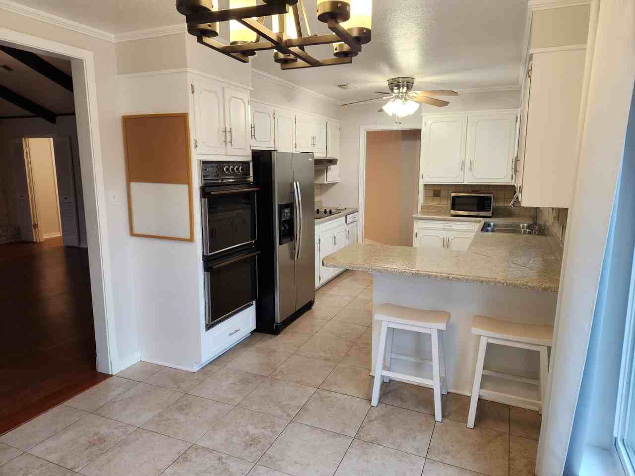 2008 Surrey Ln #NA - Photo 6 of 15