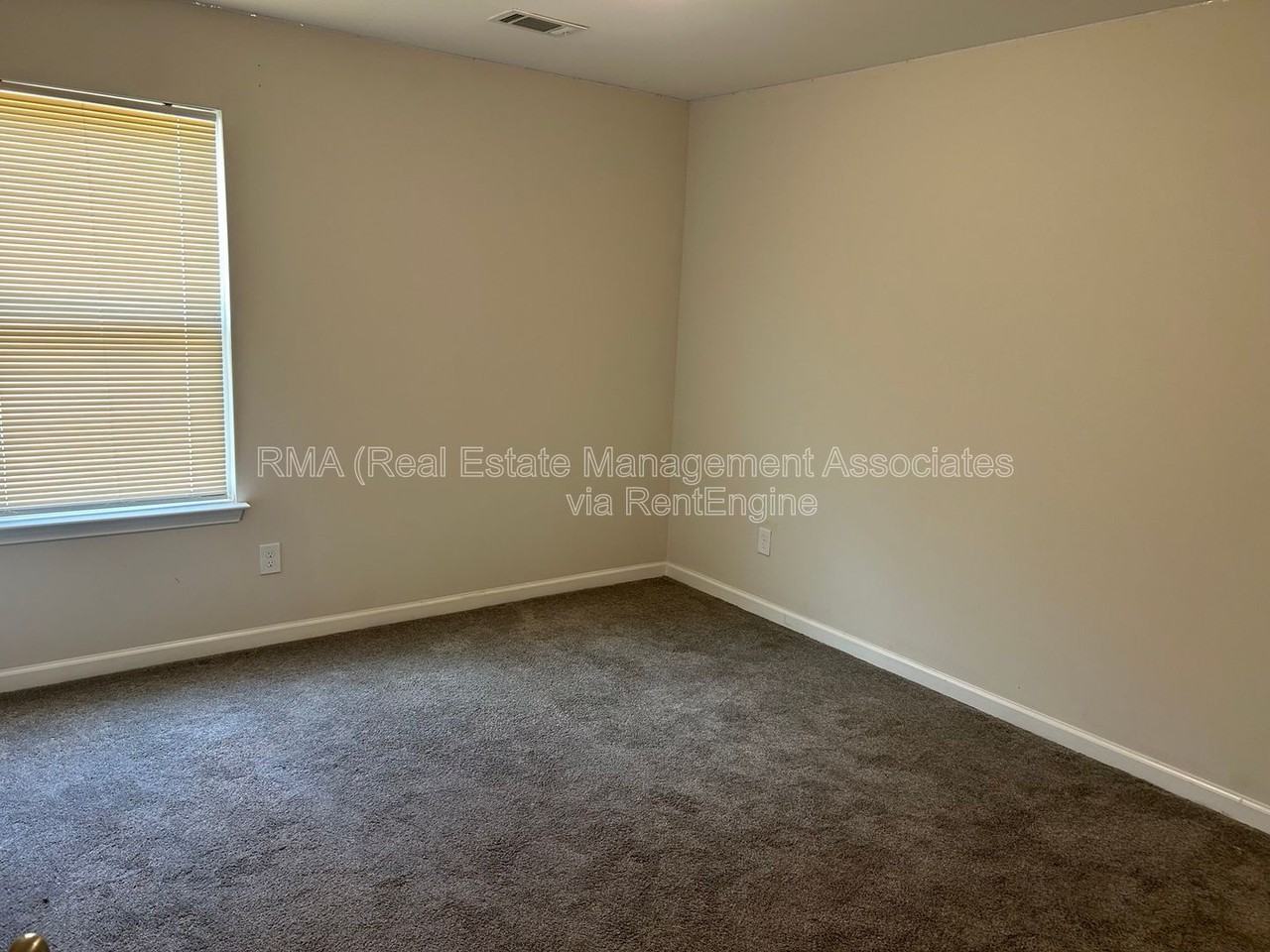 156 Meadowbrooke Dr - Photo 6 of 9