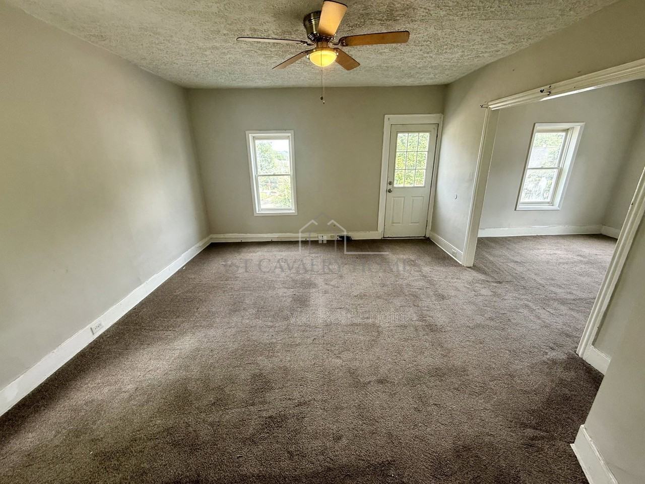 366 Buckingham St #2 - Photo 6 of 11