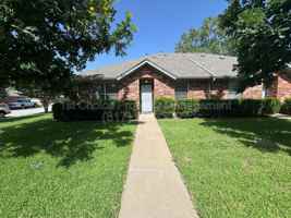 featured image of 957 Austin Ct