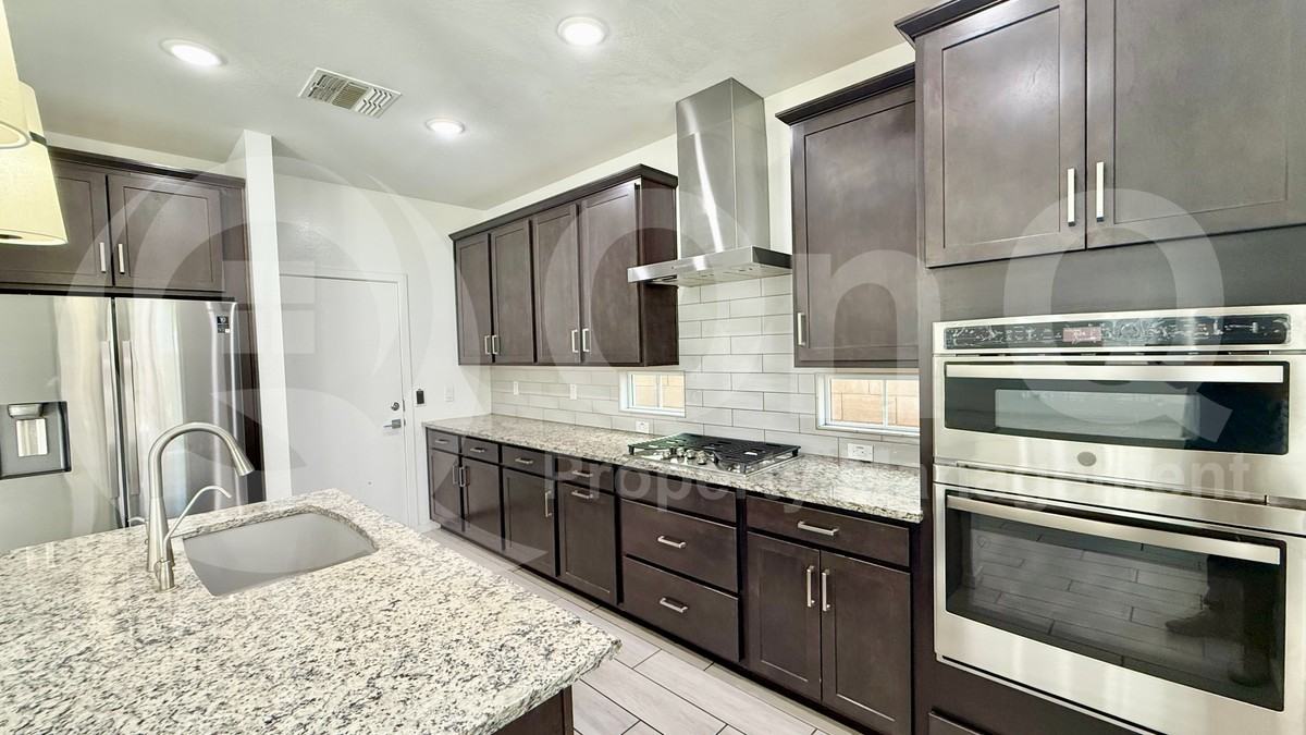 1319 W Javelina Dr - Photo 4 of 28