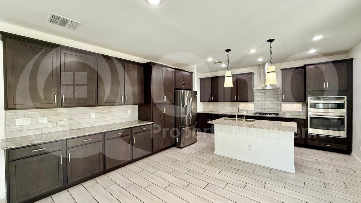 1319 W Javelina Dr - Photo 3 of 28
