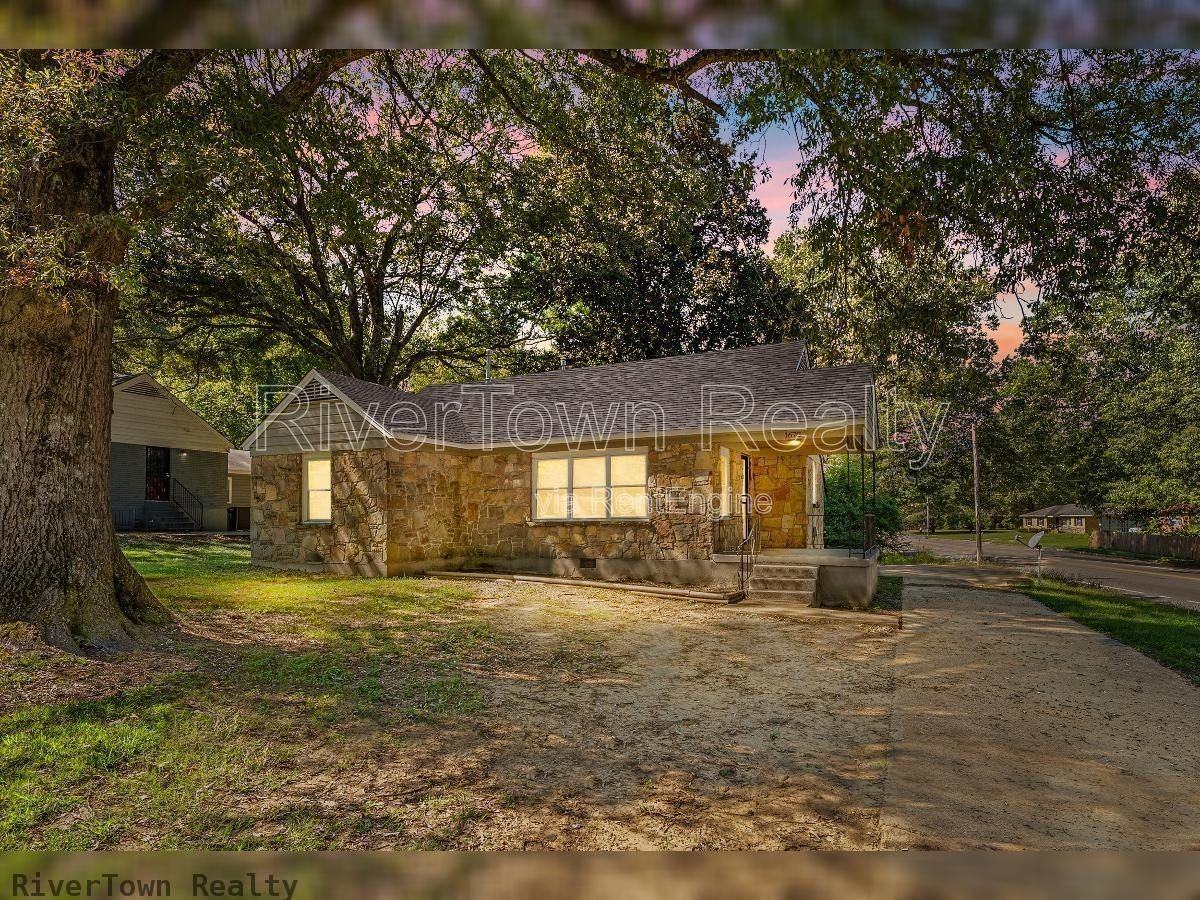 1678 Alta Vista Ave - Photo 4 of 23
