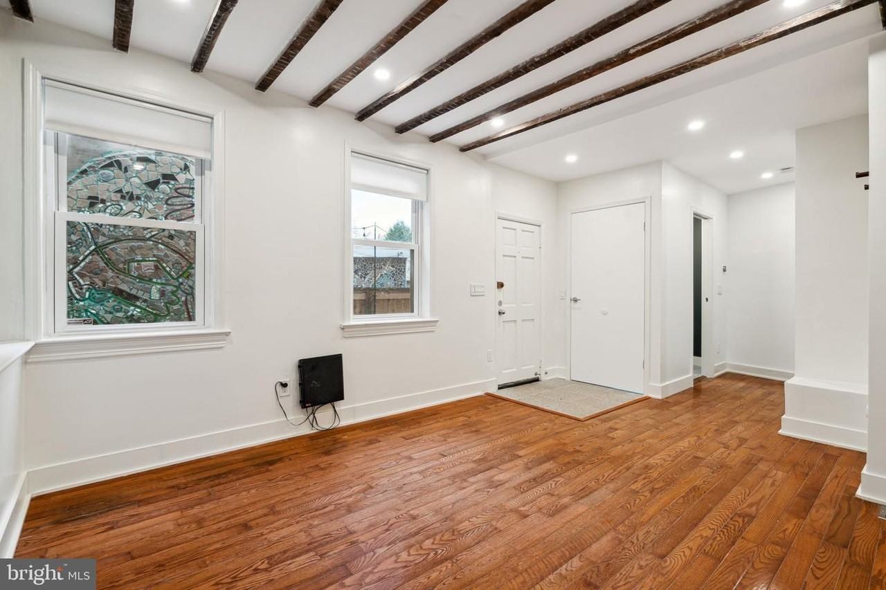 136 Carpenter St #C - Photo 5 of 30