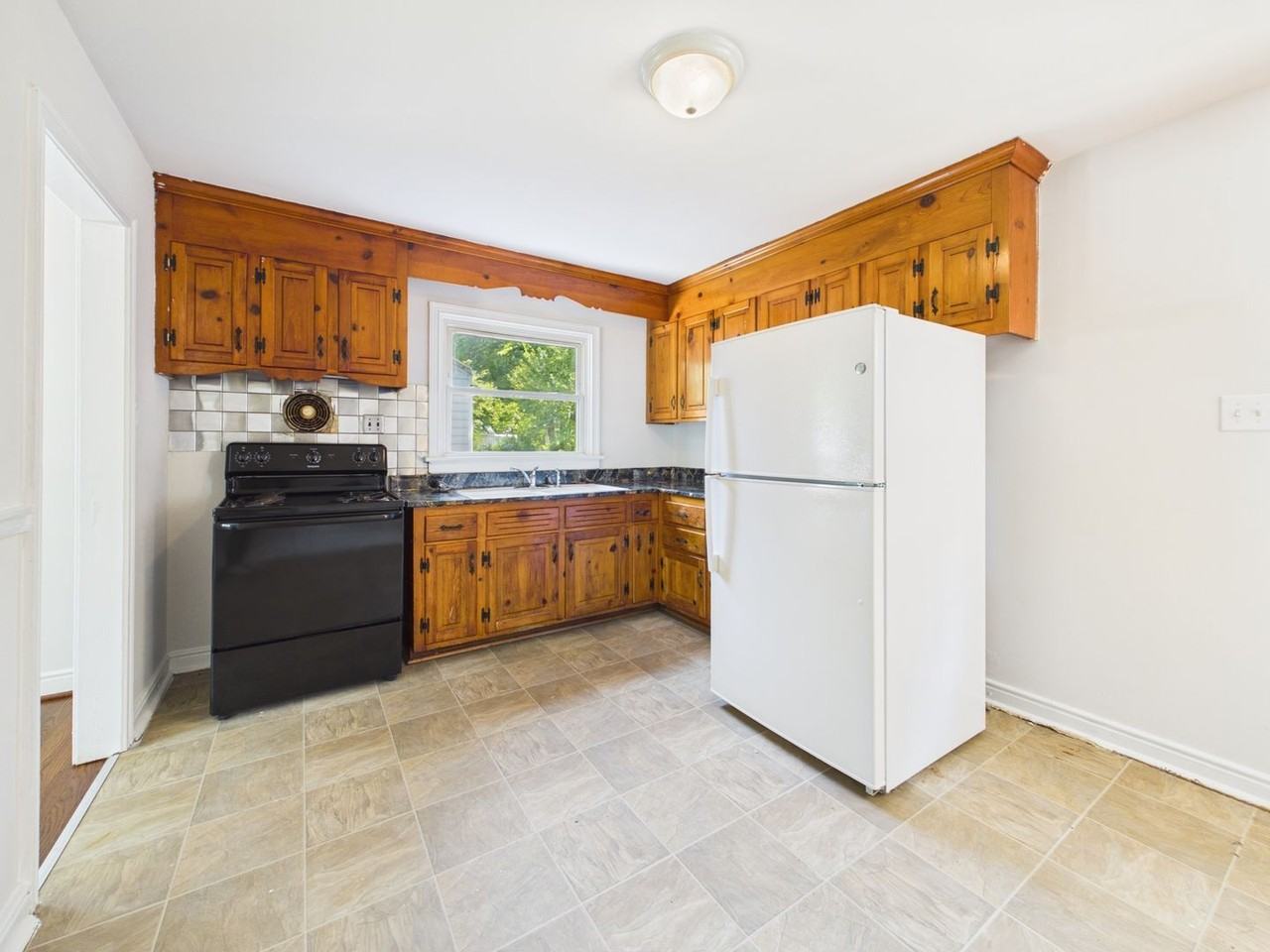 955 Barlen Dr - Photo 7 of 24