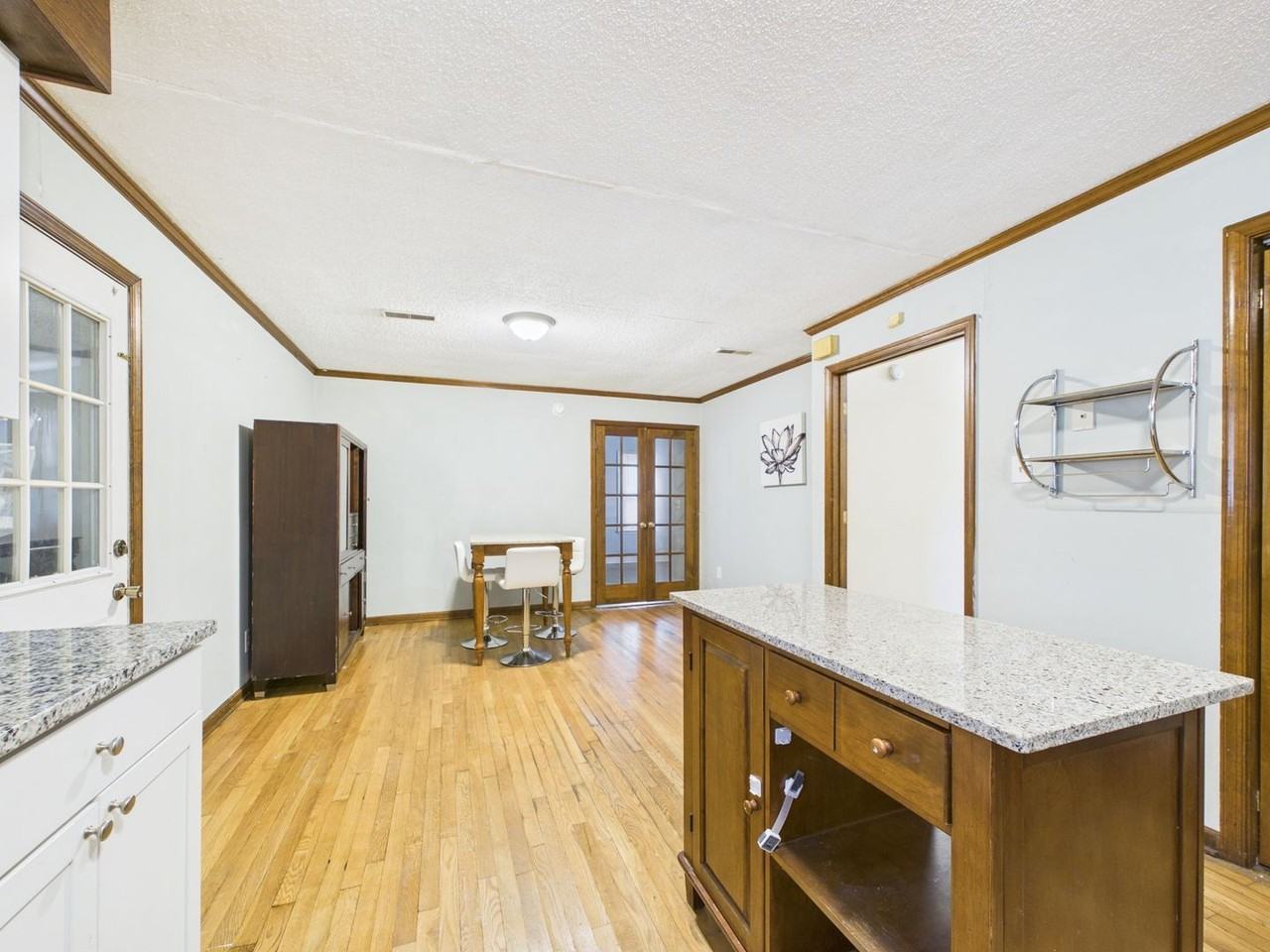 124 Henrico St - Photo 7 of 19