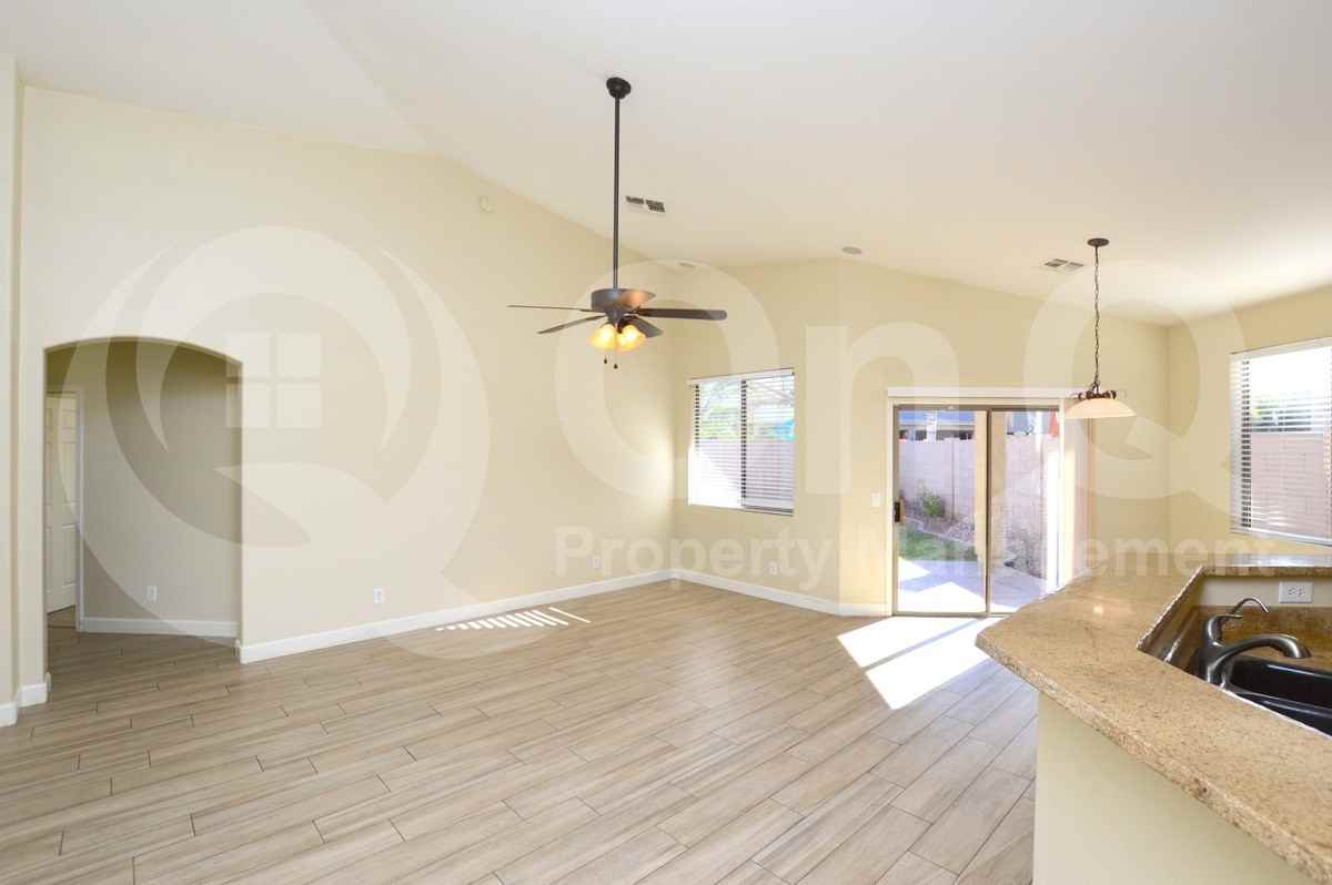 2973 E Indian Wells Pl - Photo 4 of 25