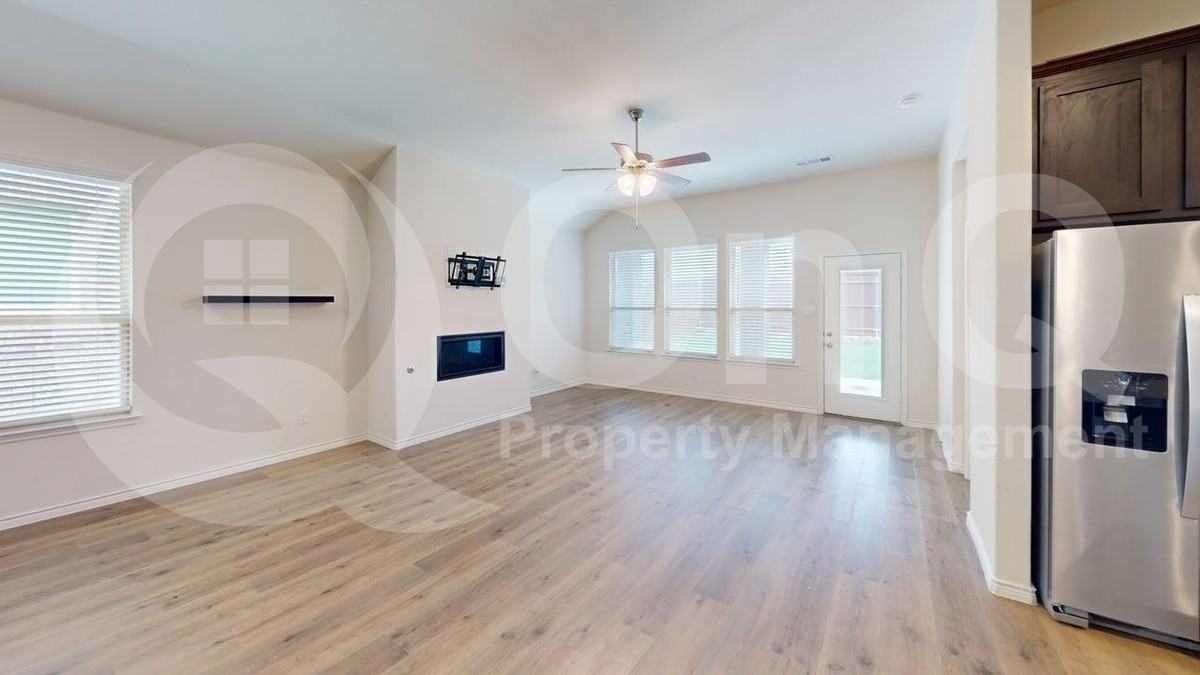 1932 Willie Ray St - Photo 7 of 25