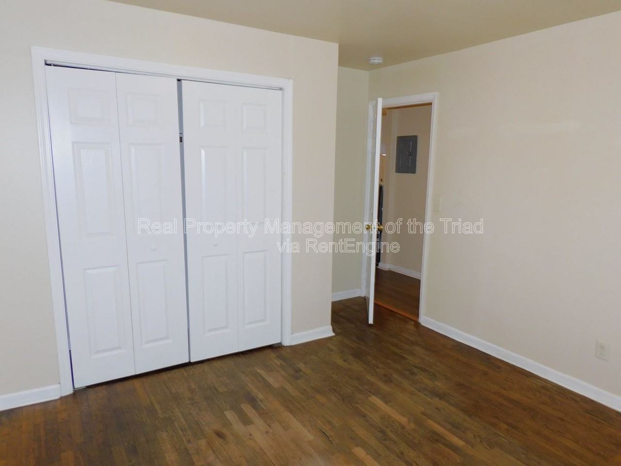 2118 Everitt St #D - Photo 7 of 17