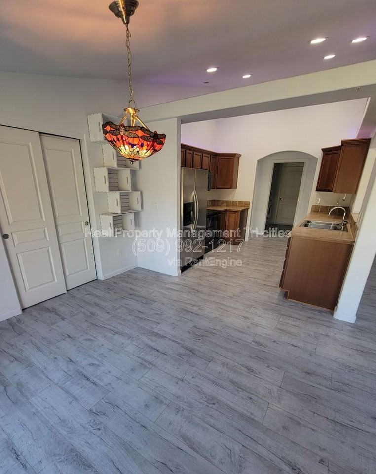 5142 Monica St - Photo 6 of 20