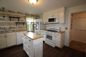 featured image of 43 Summer St