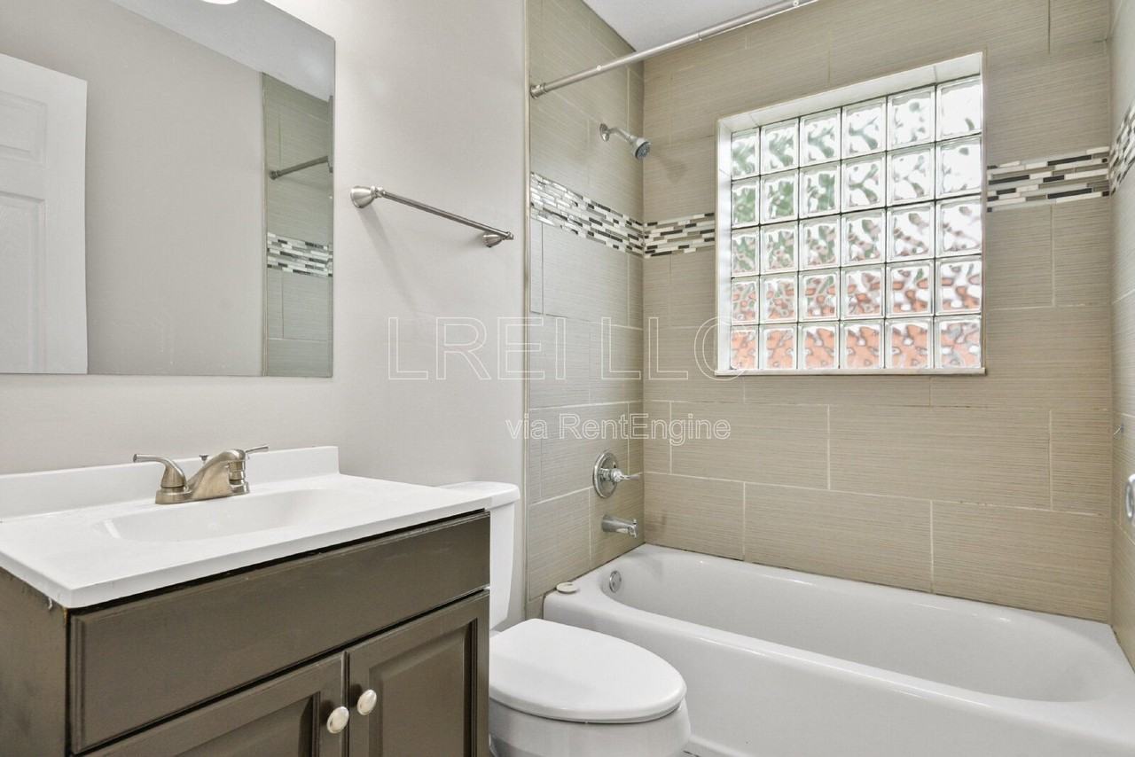7729 Bluebonnet Rd - Photo 6 of 15