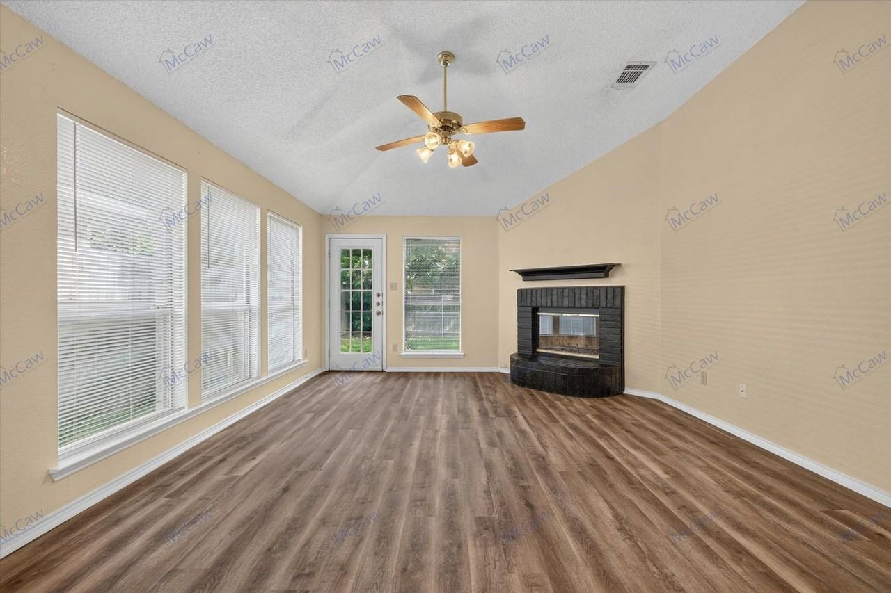 3728 Chaddybrook Ln - Photo 2 of 25