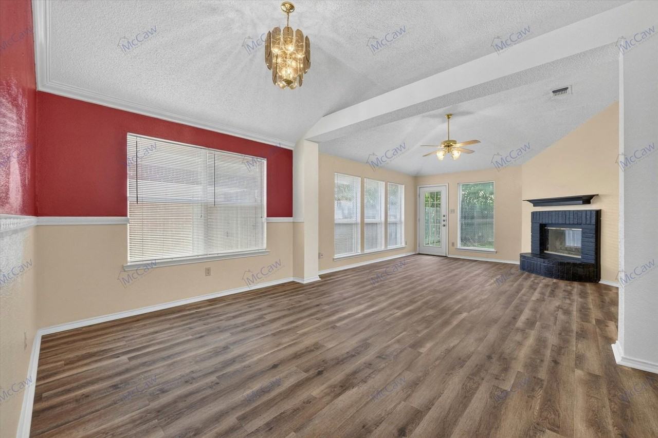 3728 Chaddybrook Ln - Photo 5 of 25