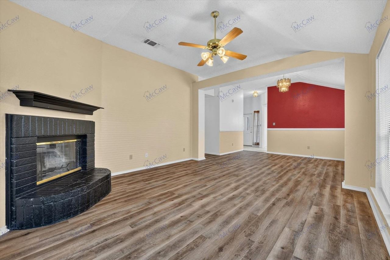 3728 Chaddybrook Ln - Photo 6 of 25