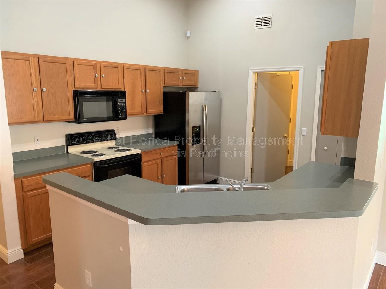 2021 Palmetto Pine Ln - Photo 2 of 12