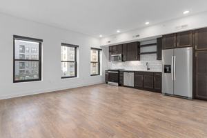 featured image of 70 N High St