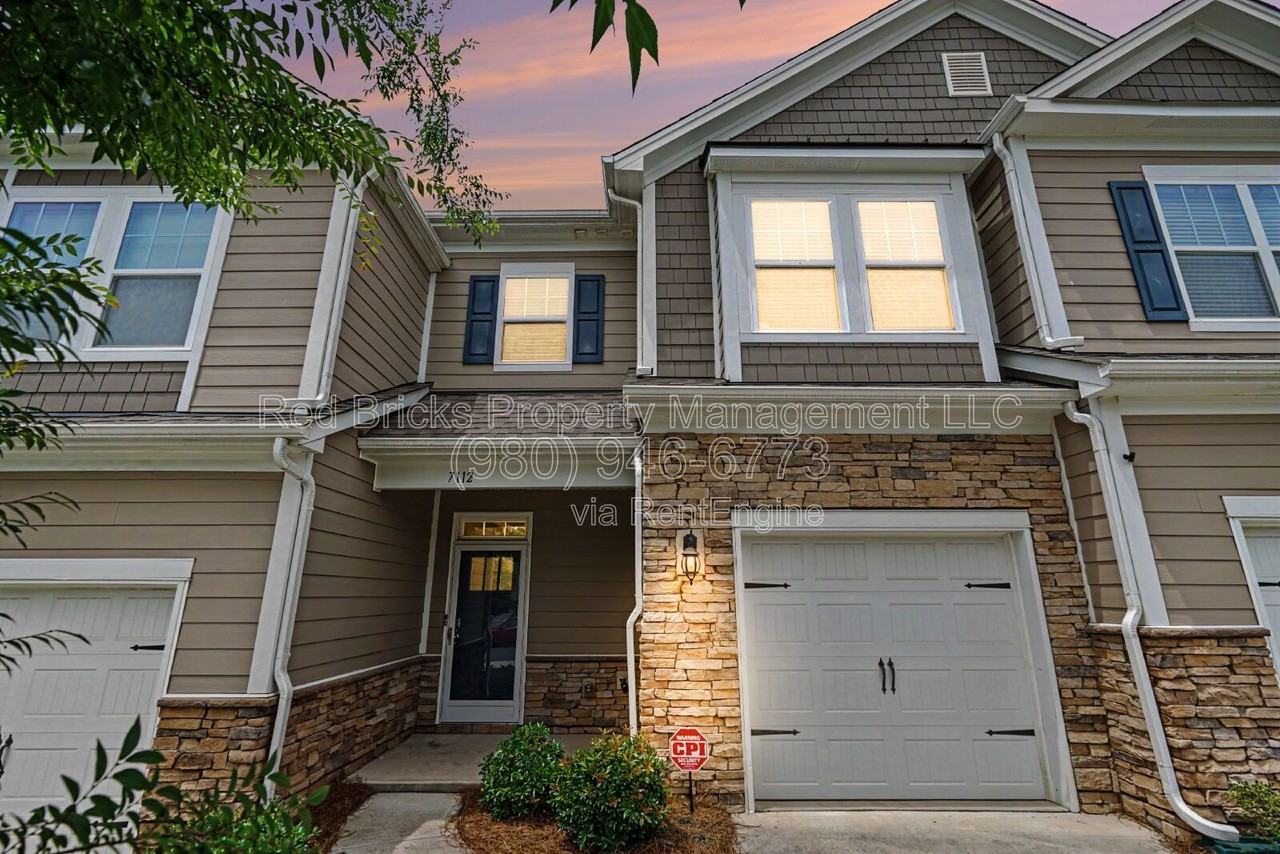 7112 Harris Bay Rd - Photo 2 of 23