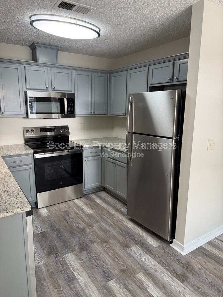 9980 Bowman Ave #C - Photo 2 of 19