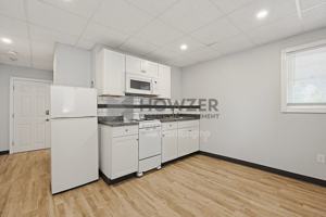 featured image of 127 Park St #10