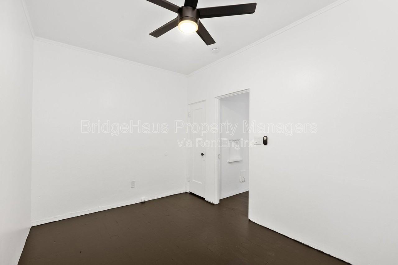 2664 6th Ave - Photo 4 of 22