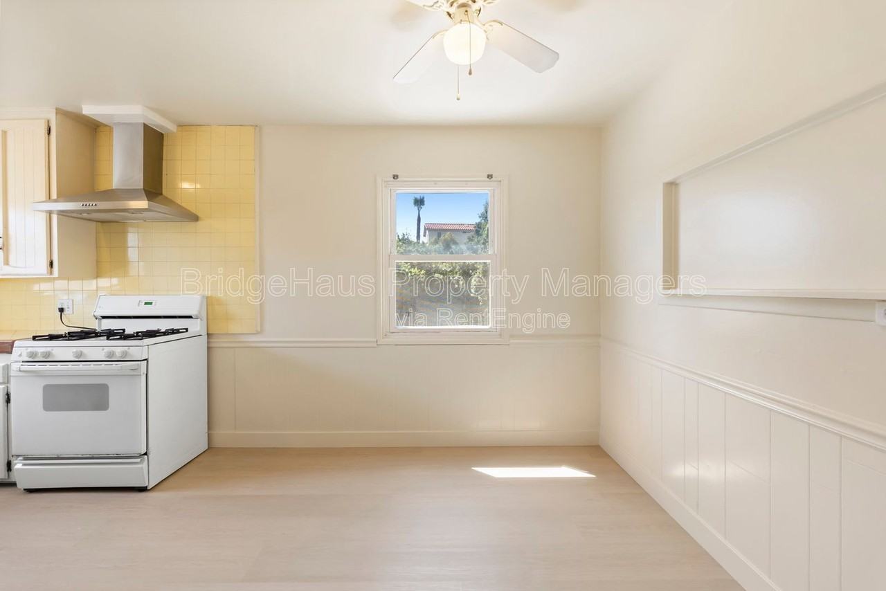 5625 Gables St #A - Photo 4 of 23