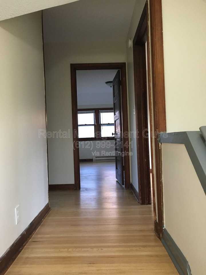 2715 Pillsbury Ave S #2 - Photo 7 of 13