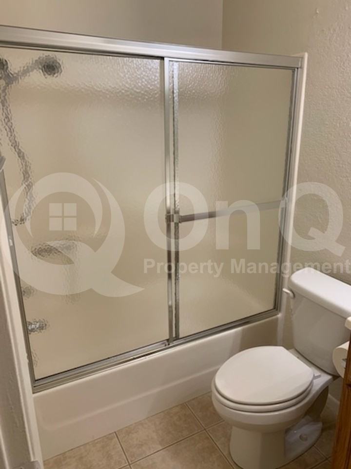420 W Yukon Dr #1 - Photo 2 of 11
